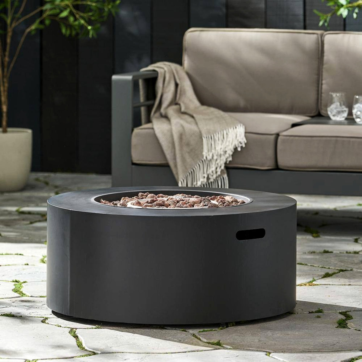 32 In. W X 13.5 In. H Iron Propane Gas Burning round Outdoor Patio Fire Pit in Dark Grey — product view 10